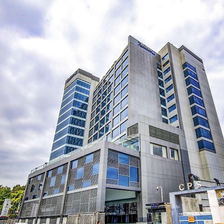 Radisson Blu Gorakhpur Hotel Kültér fotó