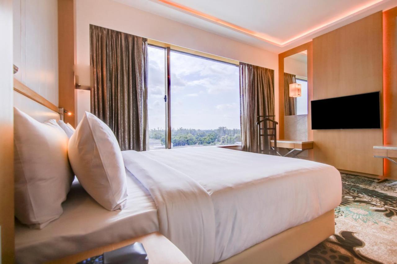 Radisson Blu Gorakhpur Hotel Kültér fotó